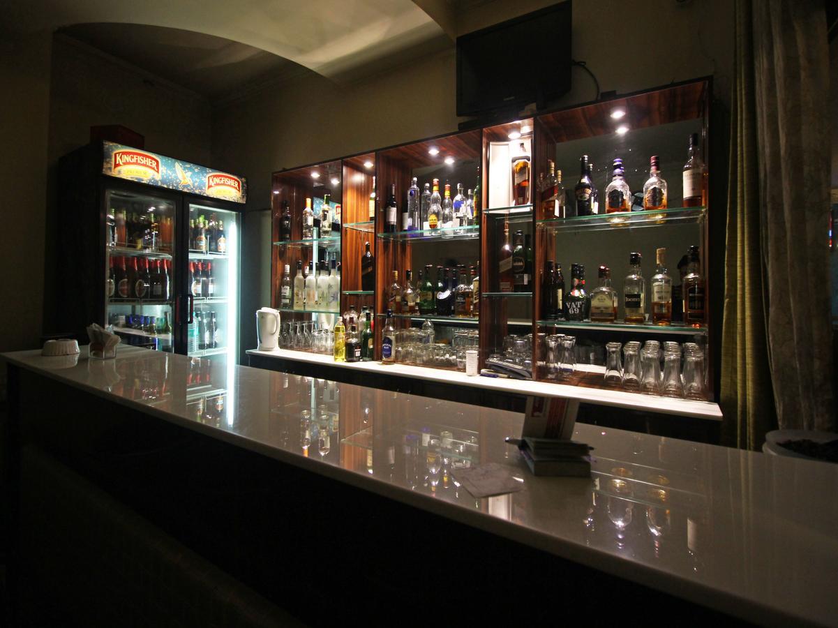 Oyo 8132 Hotel Kukreja Dehradun Dış mekan fotoğraf