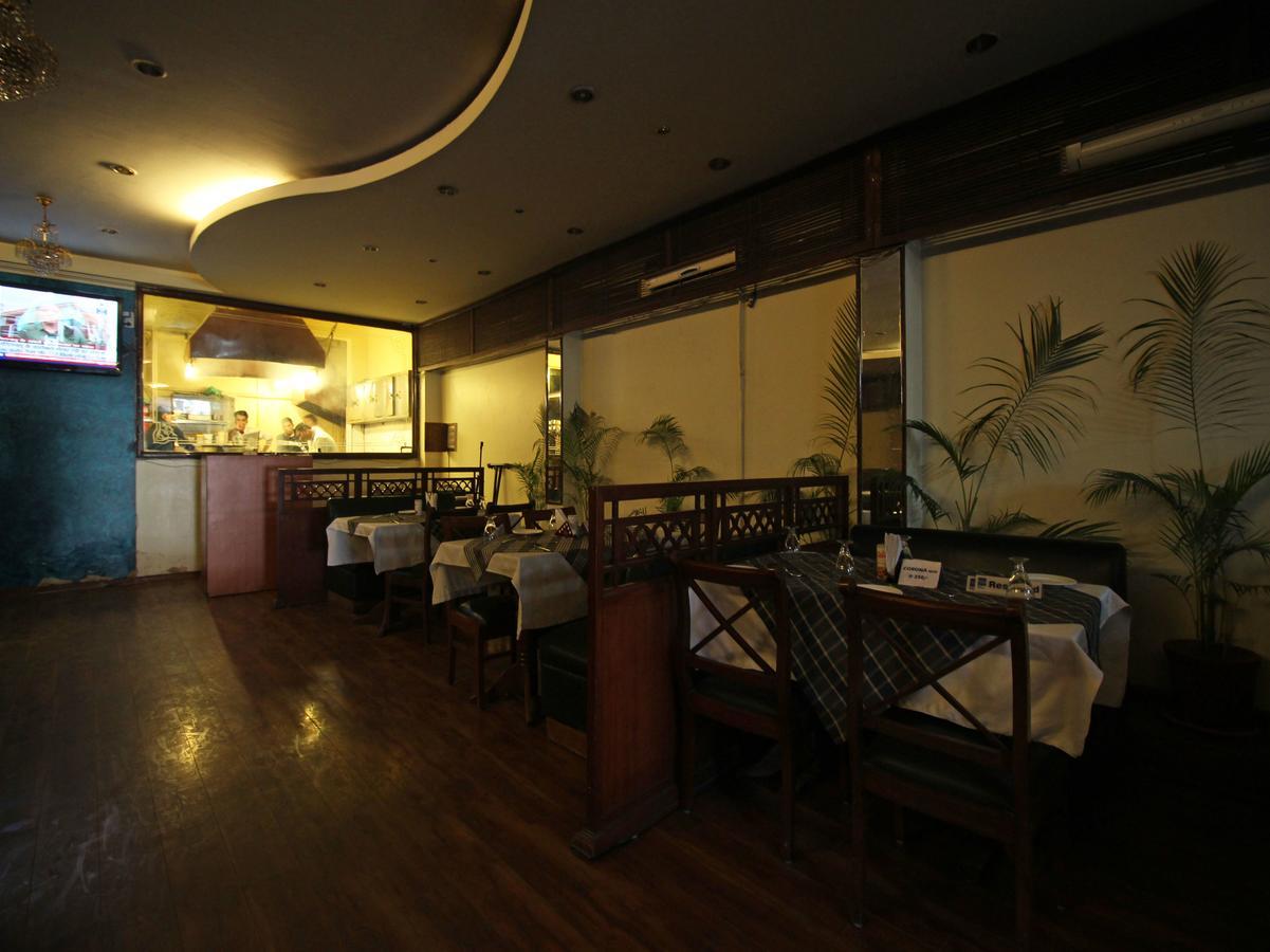 Oyo 8132 Hotel Kukreja Dehradun Dış mekan fotoğraf